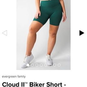 Vitality Biker Shorts - Cloud II